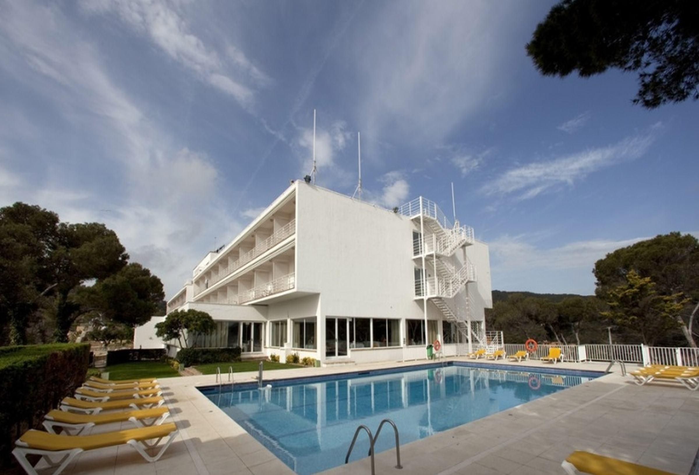 Parador De Aiguablava Fornells  Exterior photo