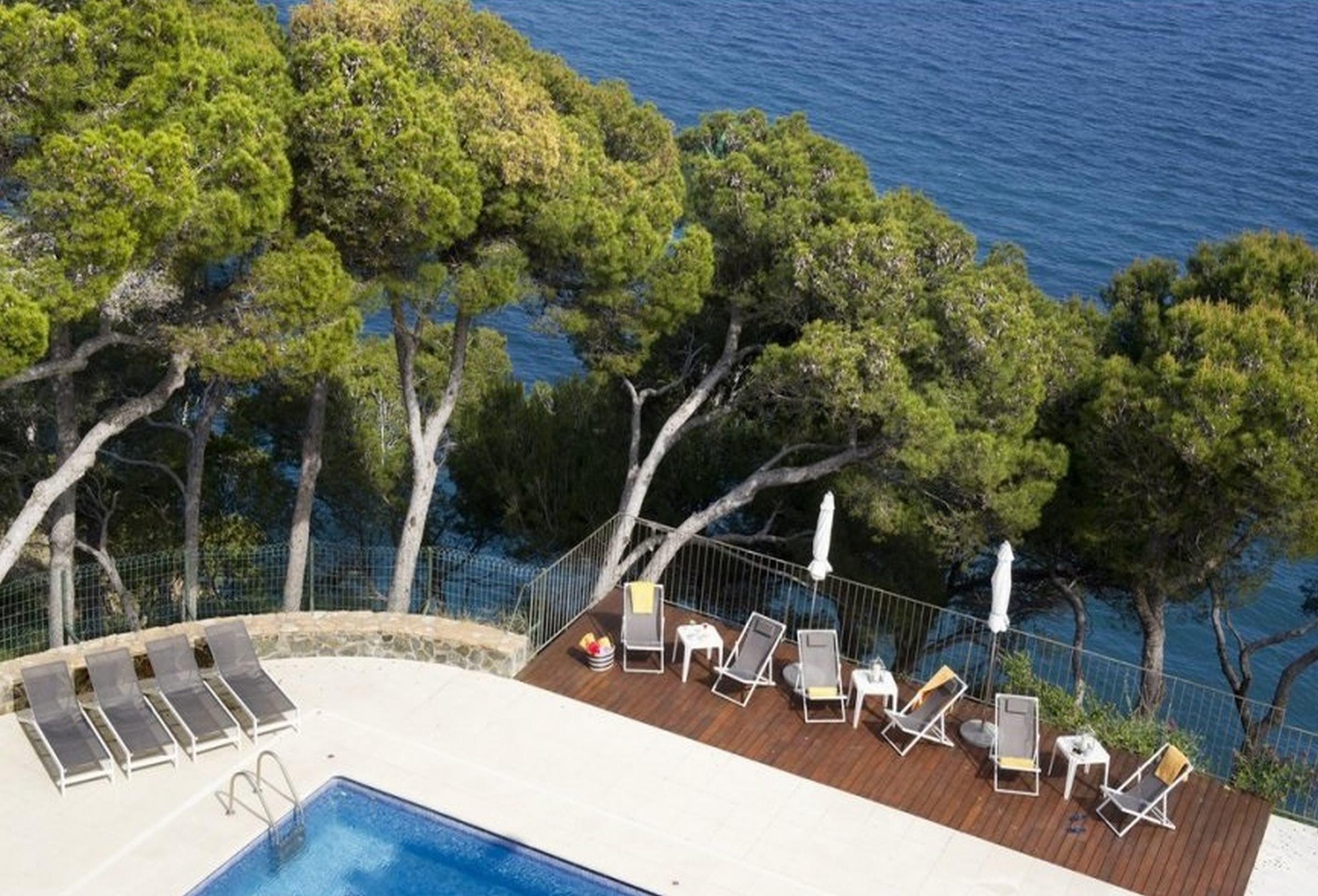 Parador De Aiguablava Fornells  Exterior photo